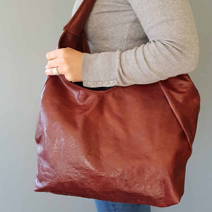 Gorgeous boho style leather bag.  